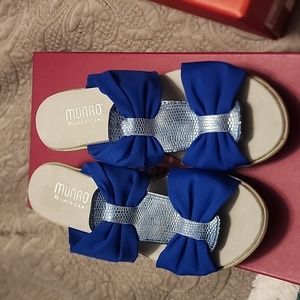 Munro sandals